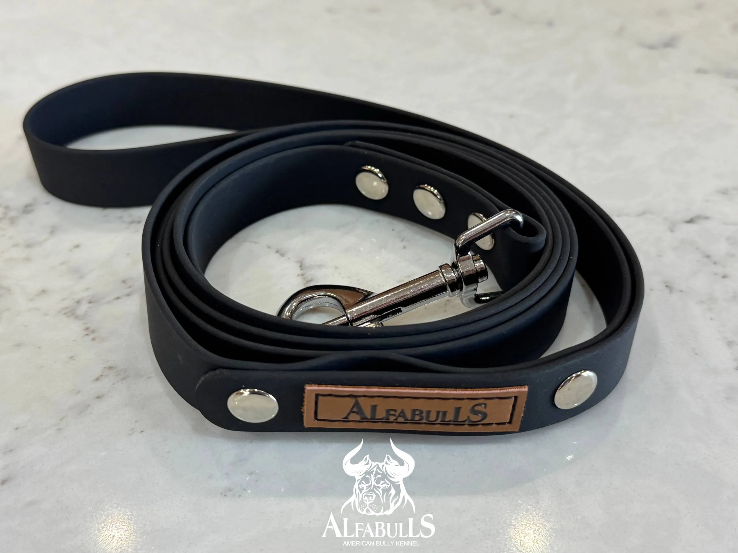 Поводок для собак из биотана (черный) AlfaBulls